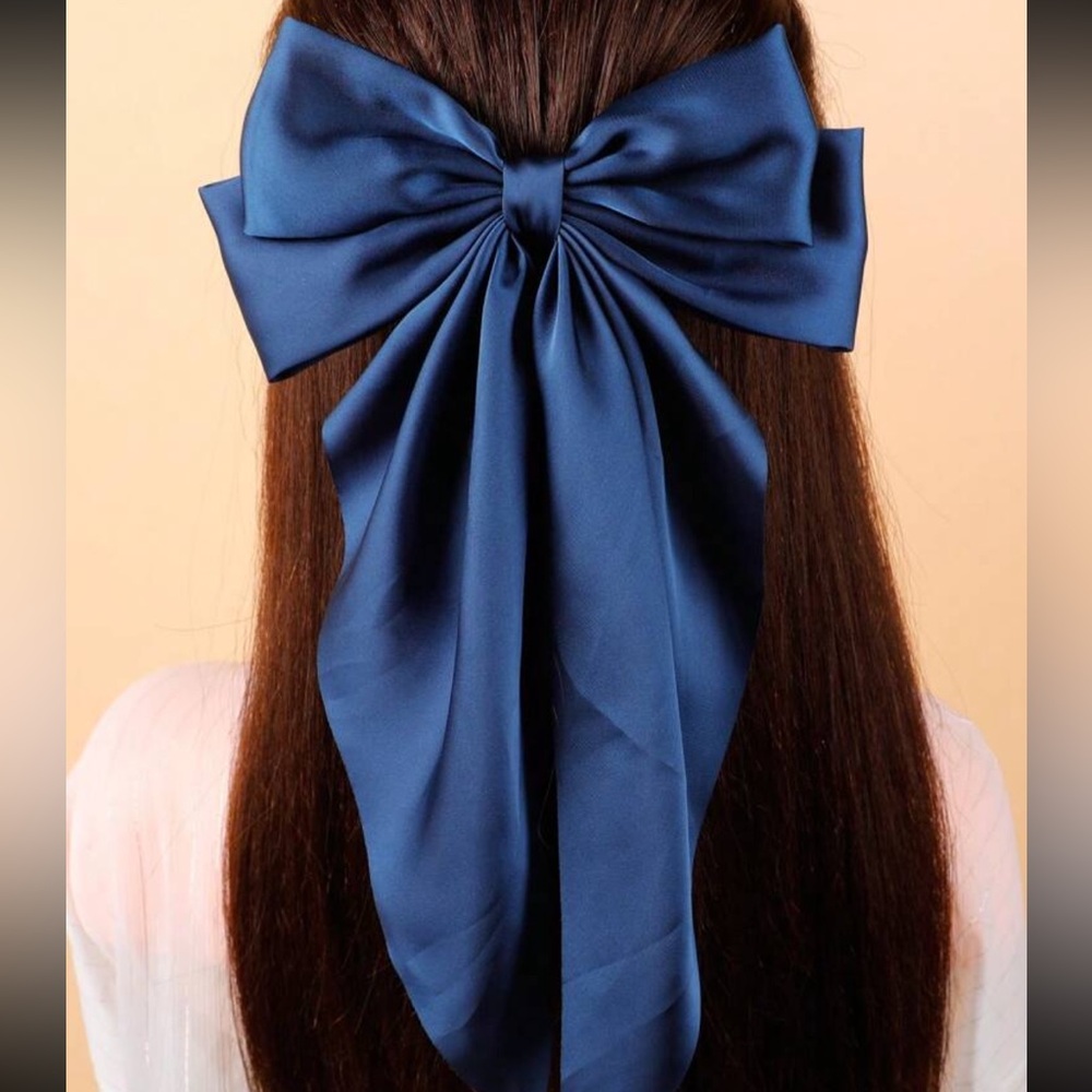 Hair clips 🎀 - Picture 3 of 3